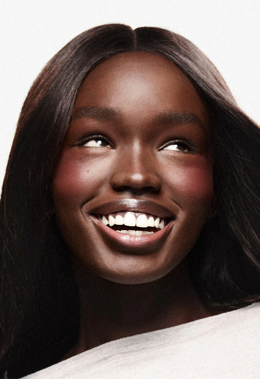Peptide lip shape - flex (rich neutral brown)