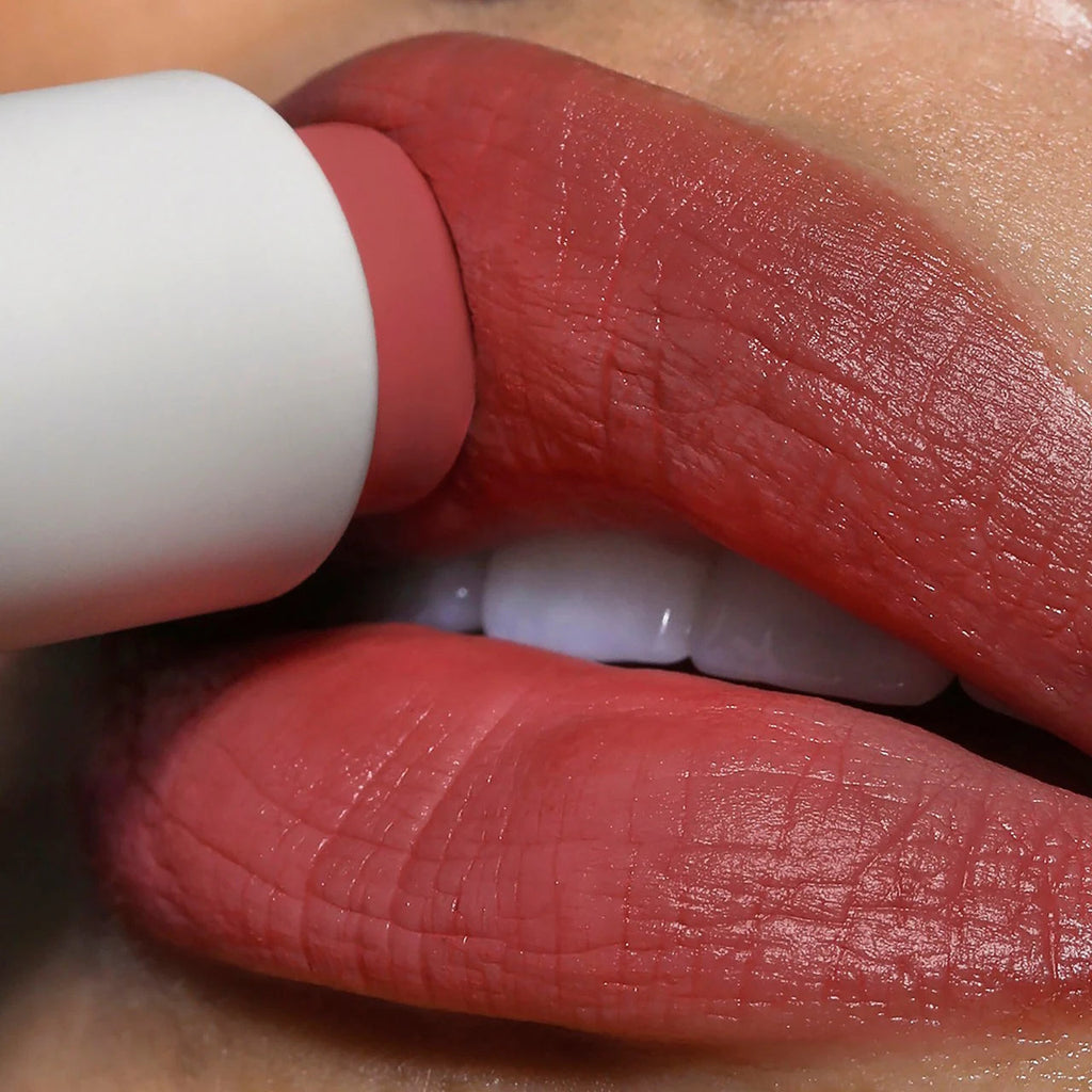 Refy- Lip Blush