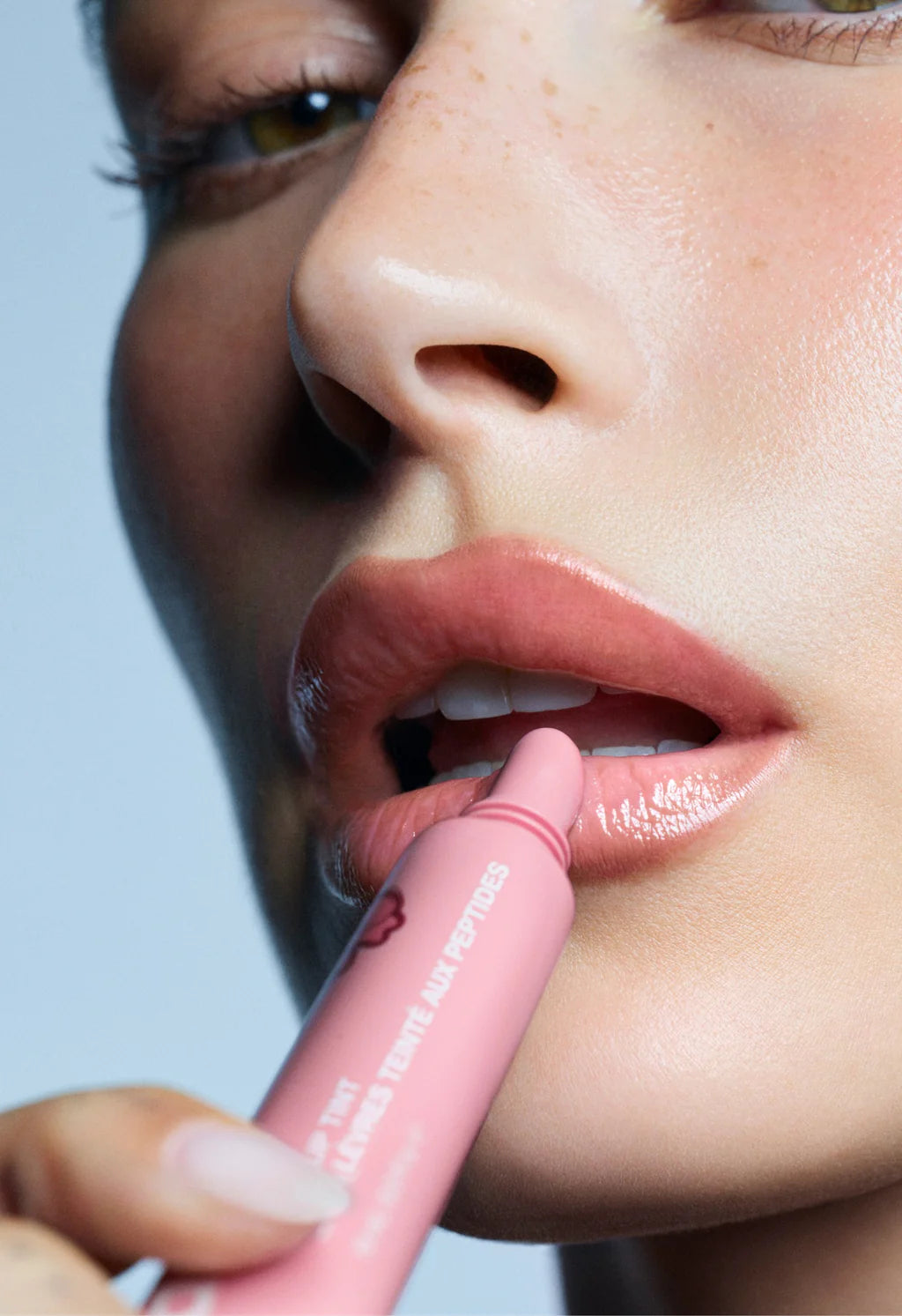 Rhode- scented peptide lip tint (Ribbon)