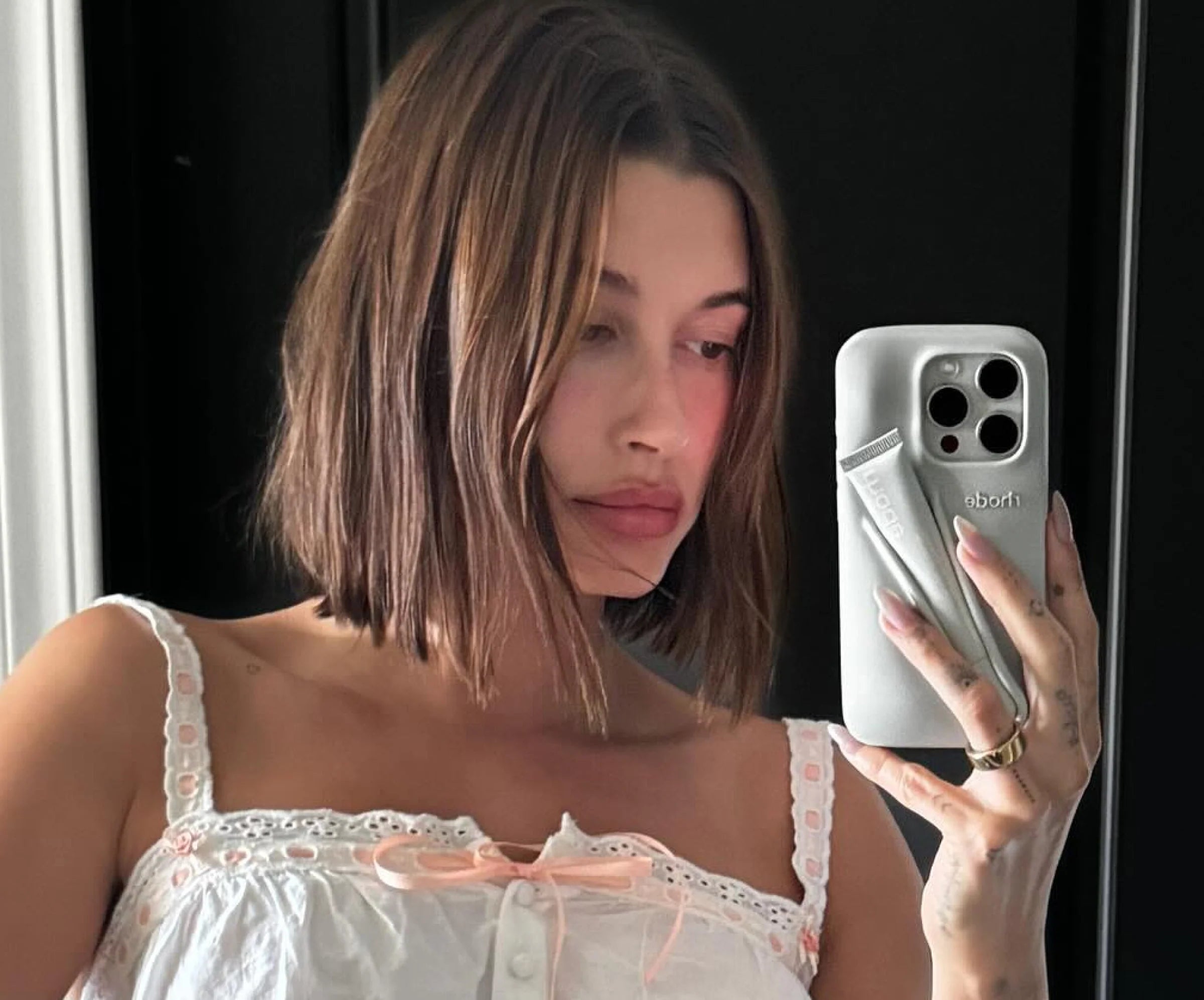Rhode- Lip case (Grey)