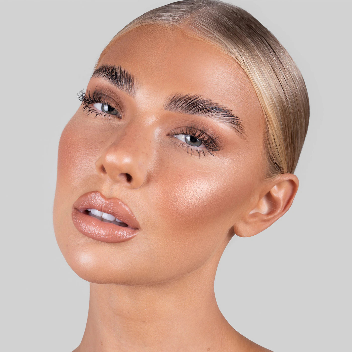 Refy- Brow Sculpt